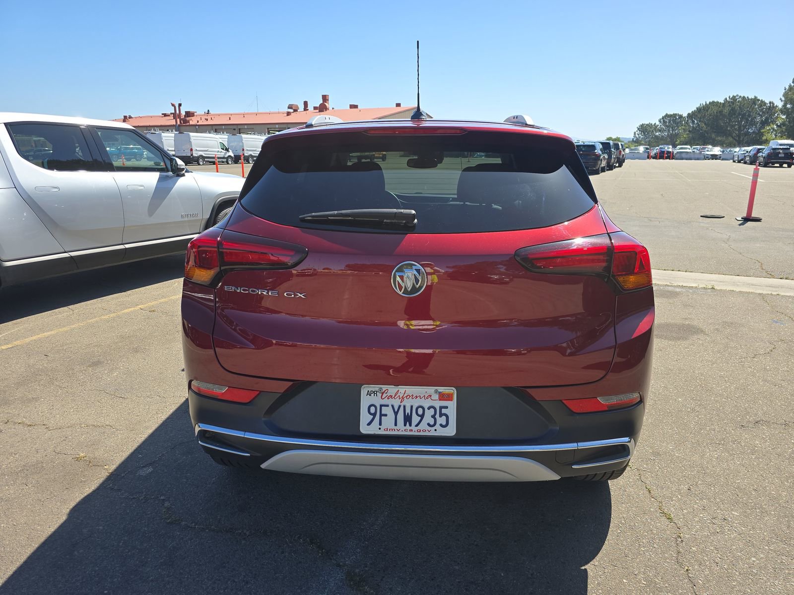 Used 2023 Buick Encore GX Essence w/ Experience Buick Package FWD image 8