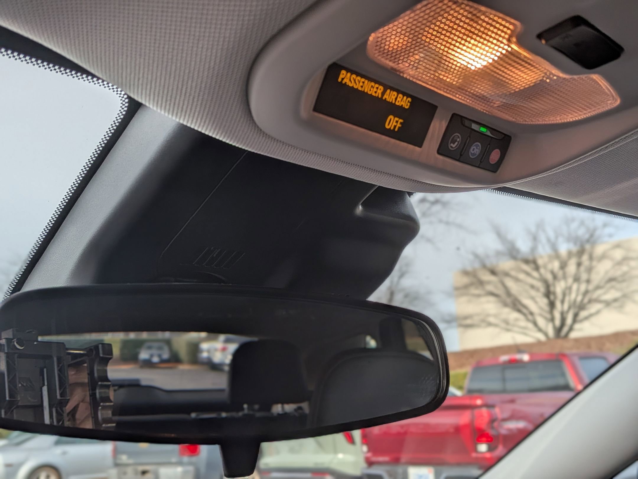 Certified 2025 Chevrolet Trax LT w/ LT Convenience Package image 31