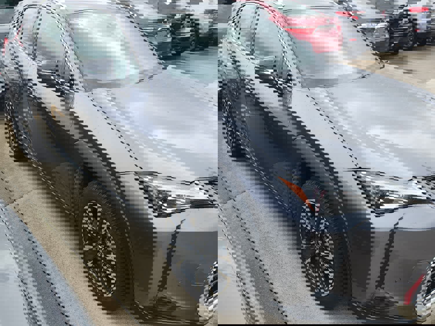 Used 2019 Lexus UX 250h w/ Premium Package AWD/4WD image 4