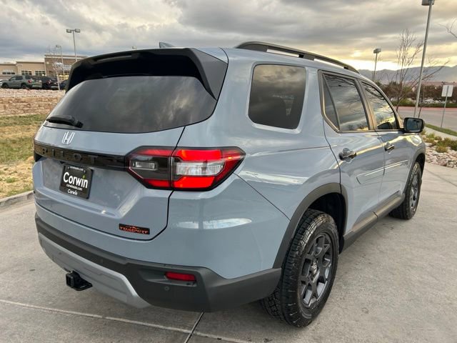 Used 2025 Honda Pilot TrailSport image 10