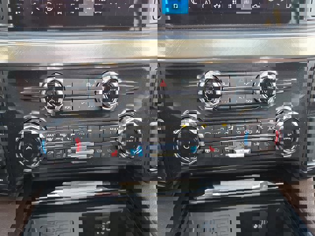 Used 2025 Ford F450 King Ranch w/ Camper Package image 19