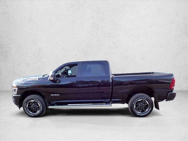 Used 2025 RAM 3500 Laramie AWD/4WD image 2
