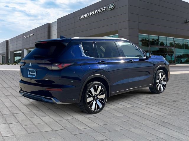 Used 2025 Mitsubishi Outlander SEL image 5