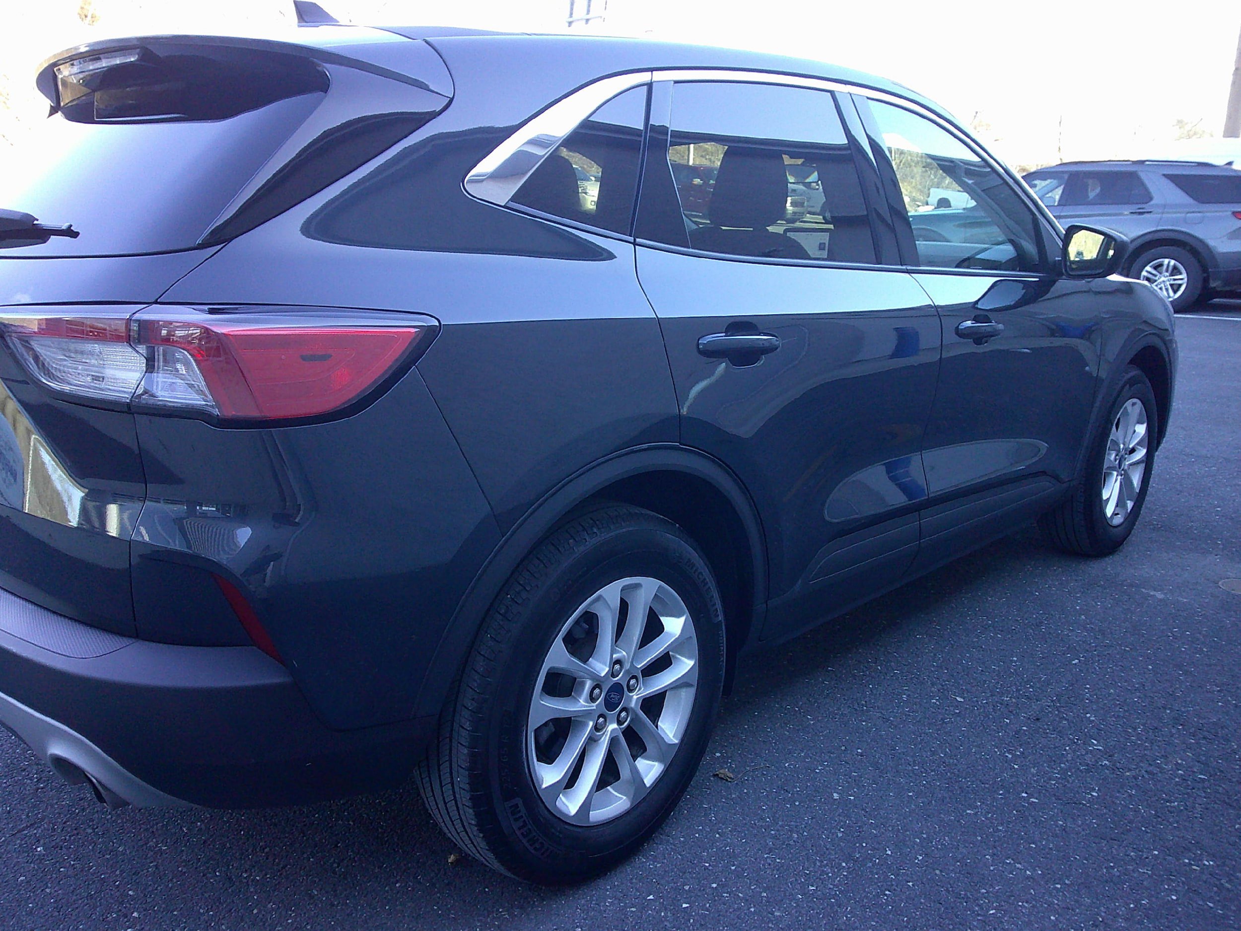 Certified 2022 Ford Escape SE w/ Convenience Package FWD image 4