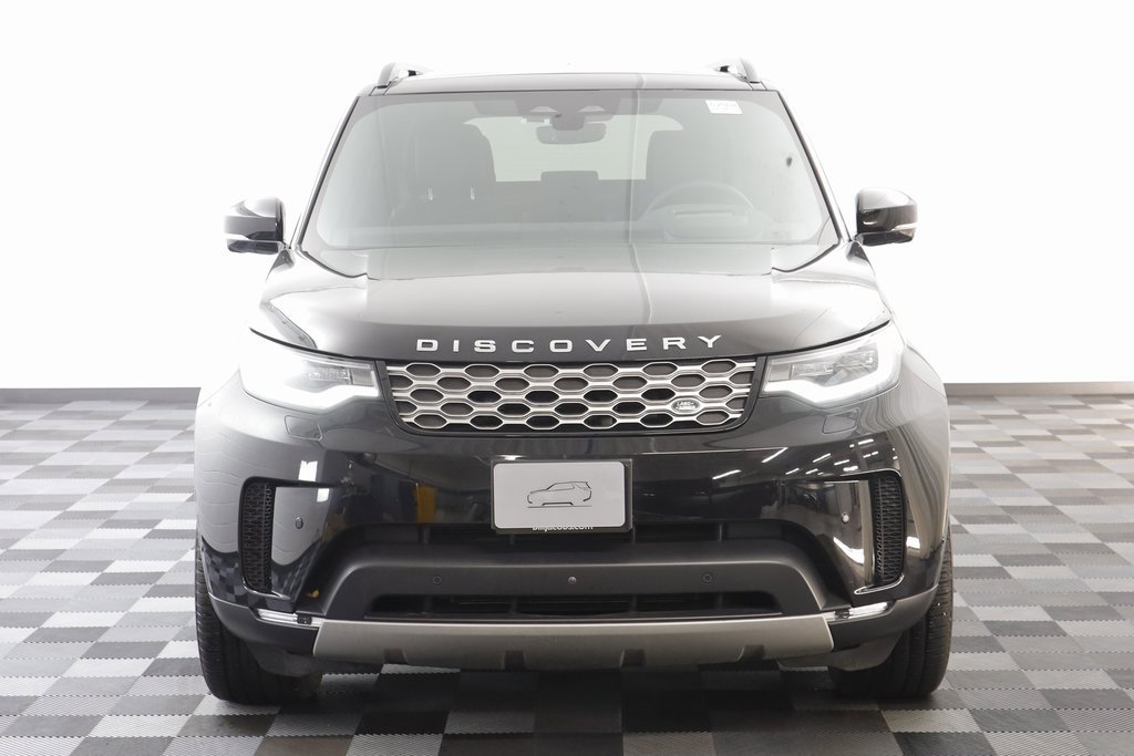 Certified 2025 Land Rover Discovery S image 24