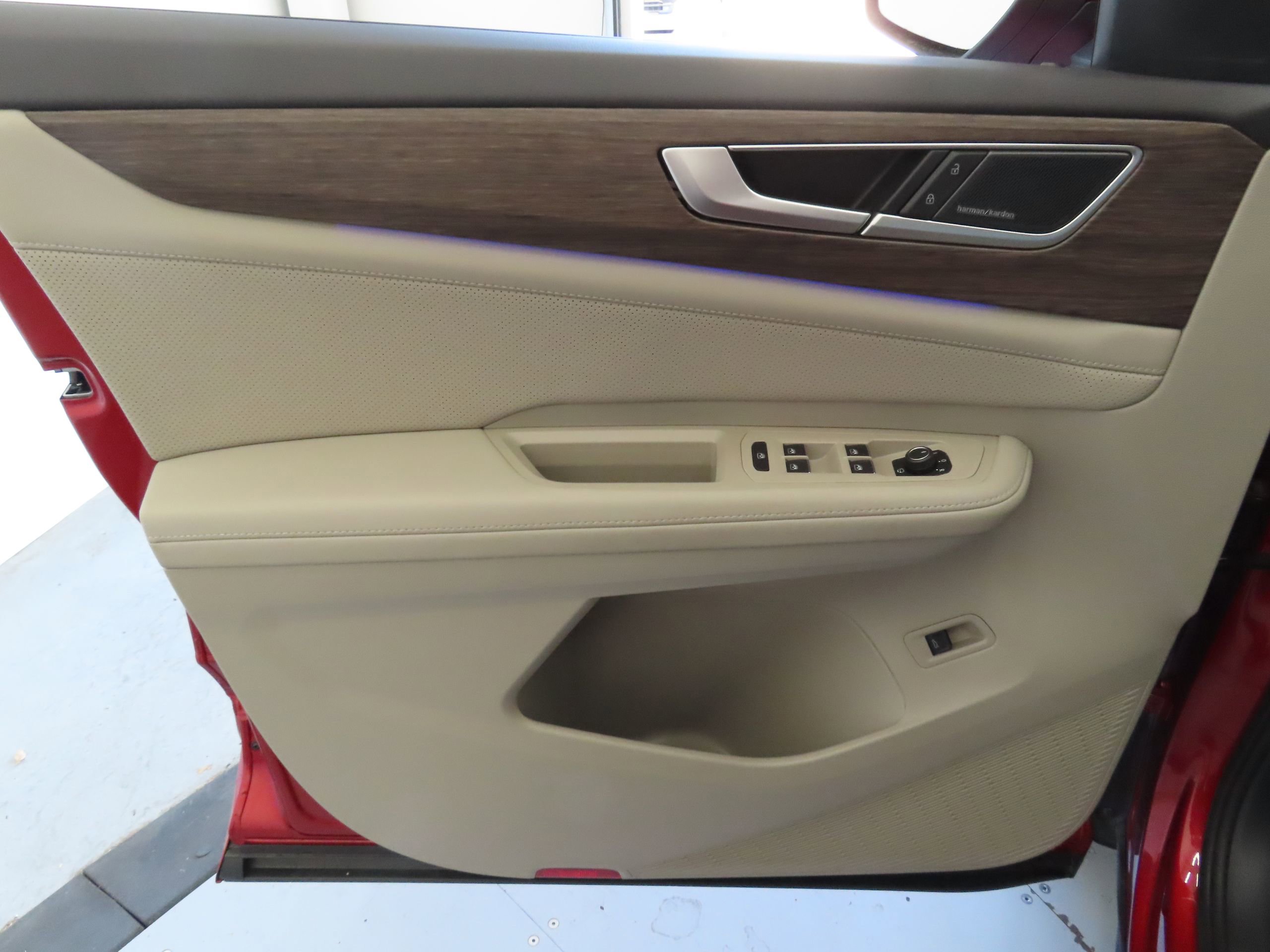 New 2025 Volkswagen Atlas SEL Premium R-Line AWD/4WD image 11