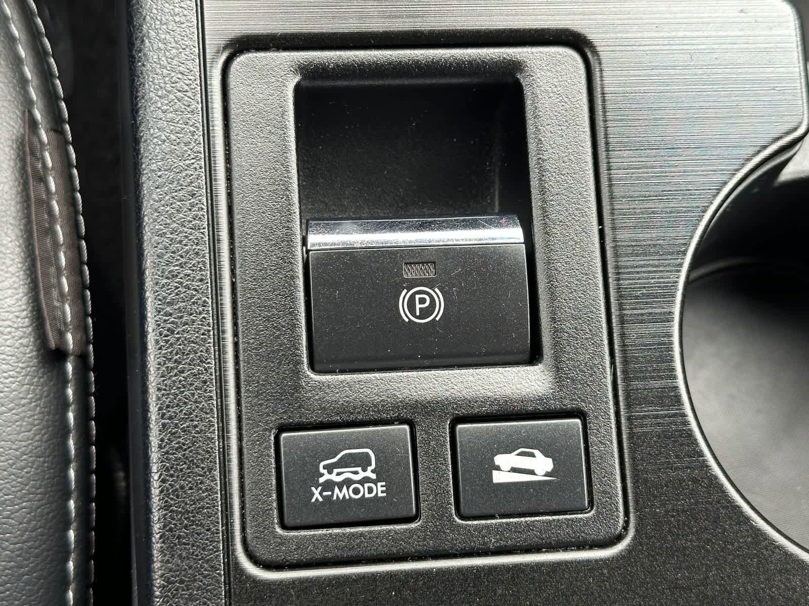 Used 2019 Subaru Outback 2.5i Limited AWD/4WD image 24