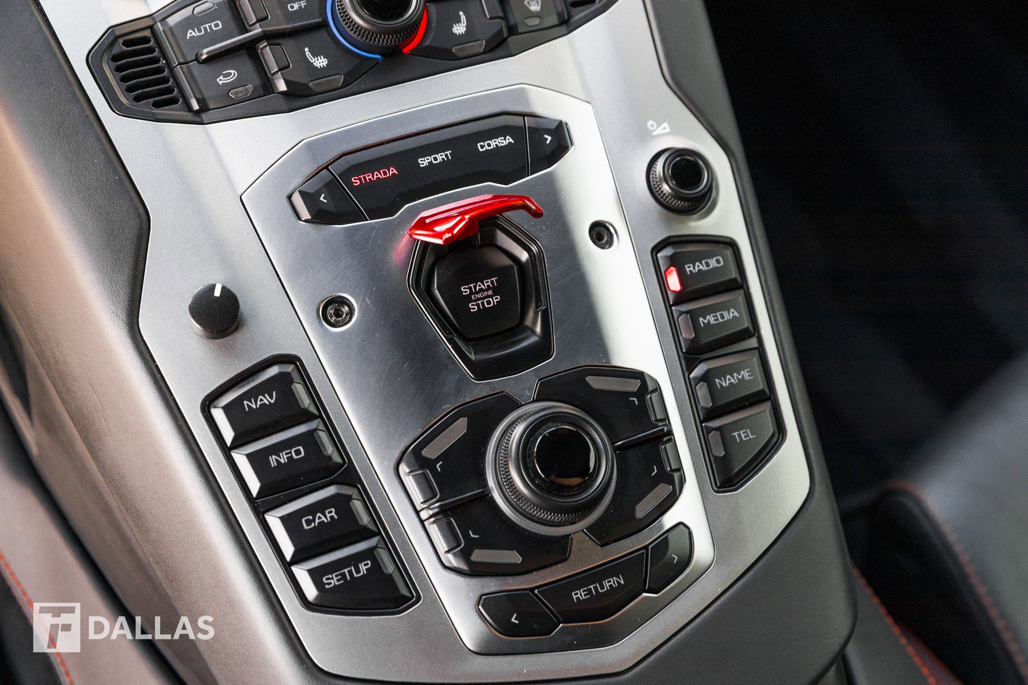 Used 2014 Lamborghini Aventador LP 700-4 image 29