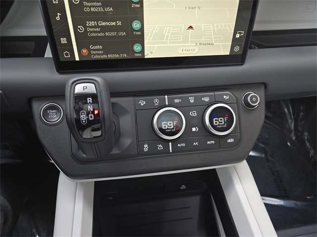 Used 2025 Land Rover Defender 110 S image 26