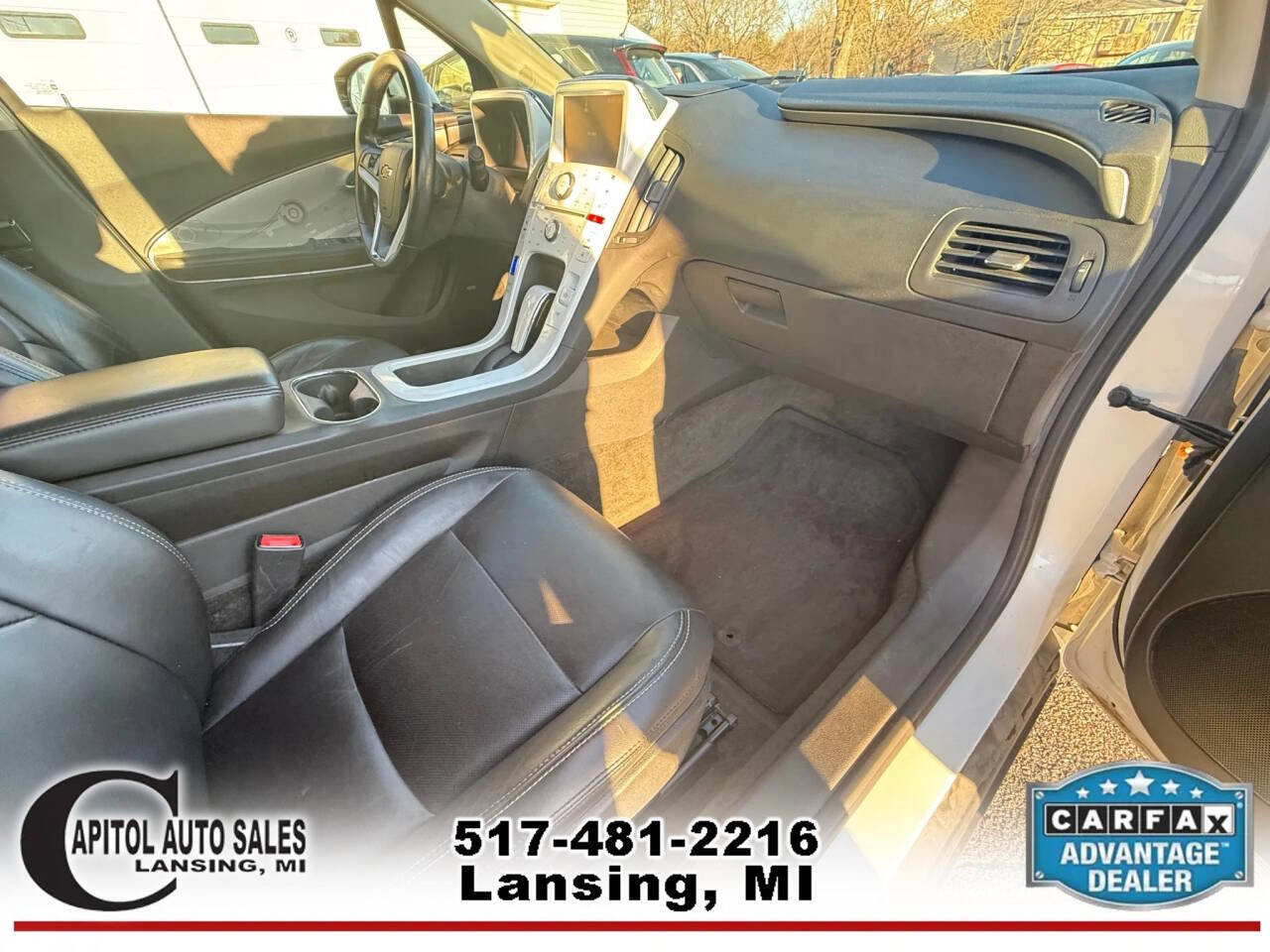 Used 2011 Chevrolet Volt Premium w/ Premium Trim Package image 17