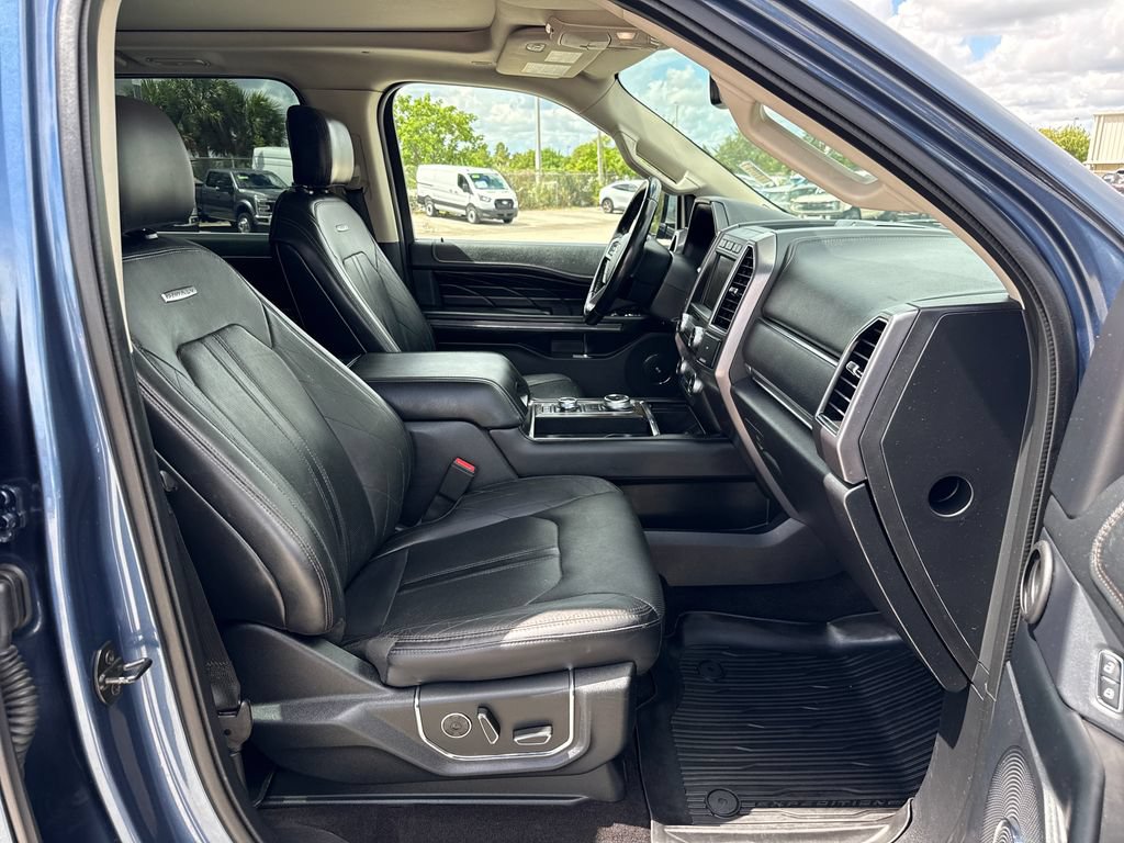 Used 2019 Ford Expedition Platinum AWD/4WD image 29