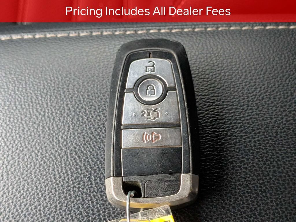 Used 2018 Ford Fusion SE w/ Equipment Group 201A FWD image 28