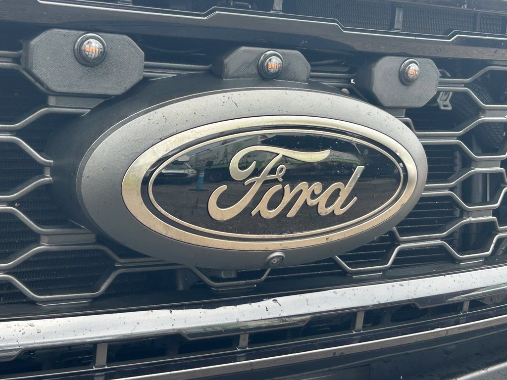 Used 2026 Ford F250 Lariat w/ Black Appearance Package AWD/4WD image 22