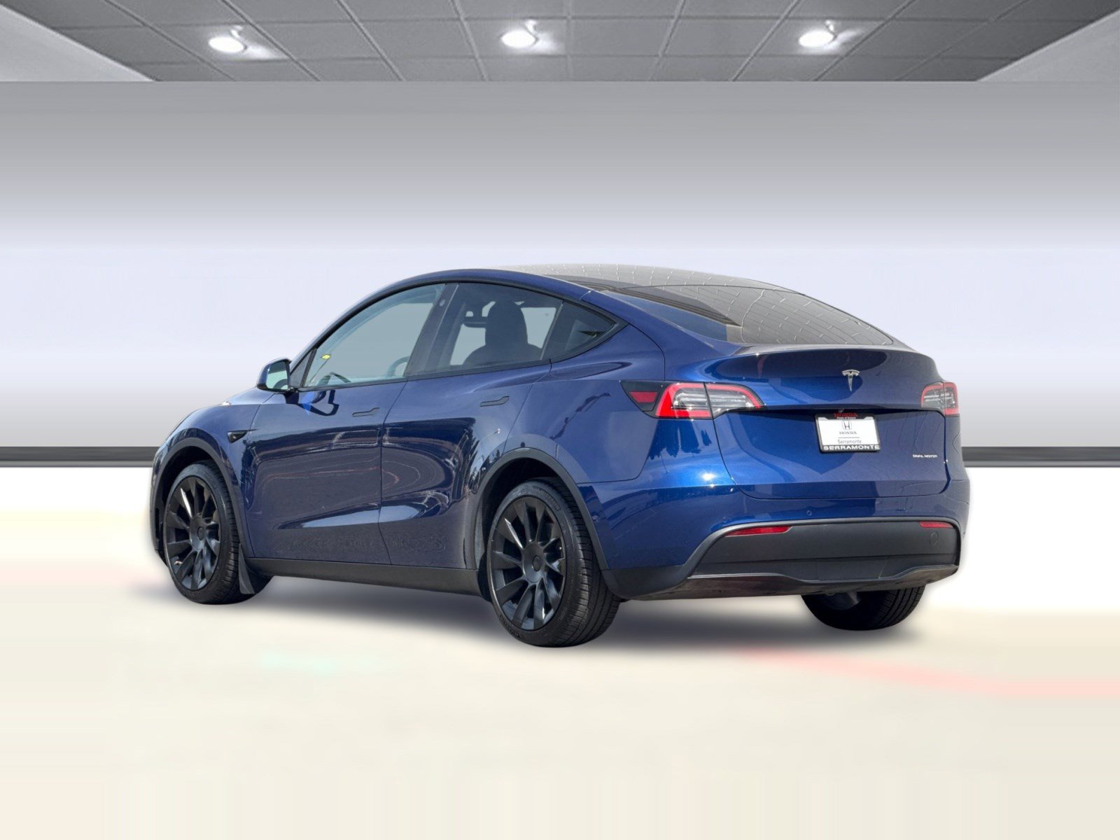 Used 2021 Tesla Model Y Long Range image 3