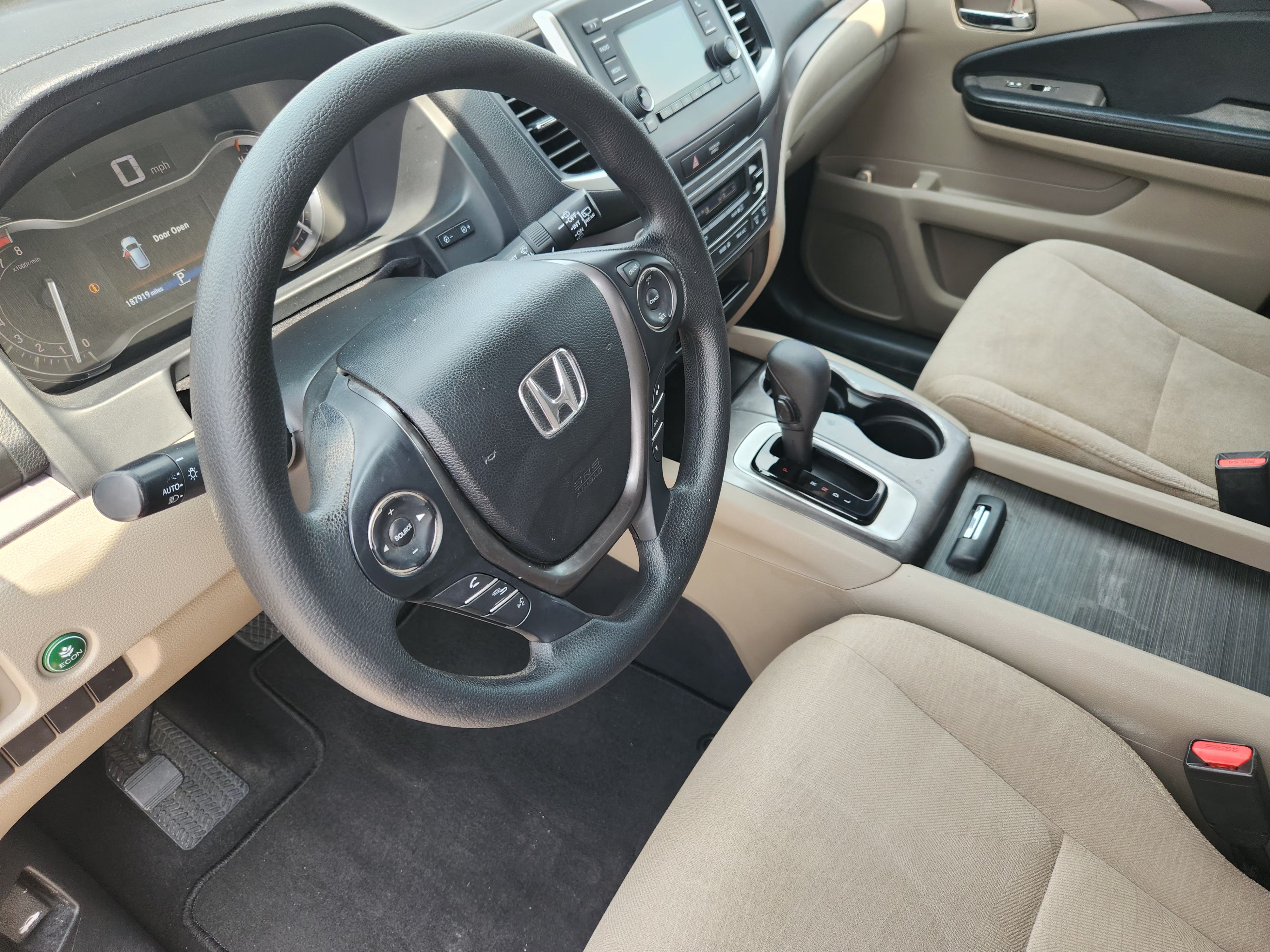 Used 2018 Honda Pilot LX image 12