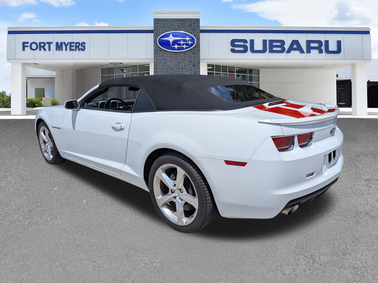 Used 2013 Chevrolet Camaro SS w/ RS Package RWD image 6