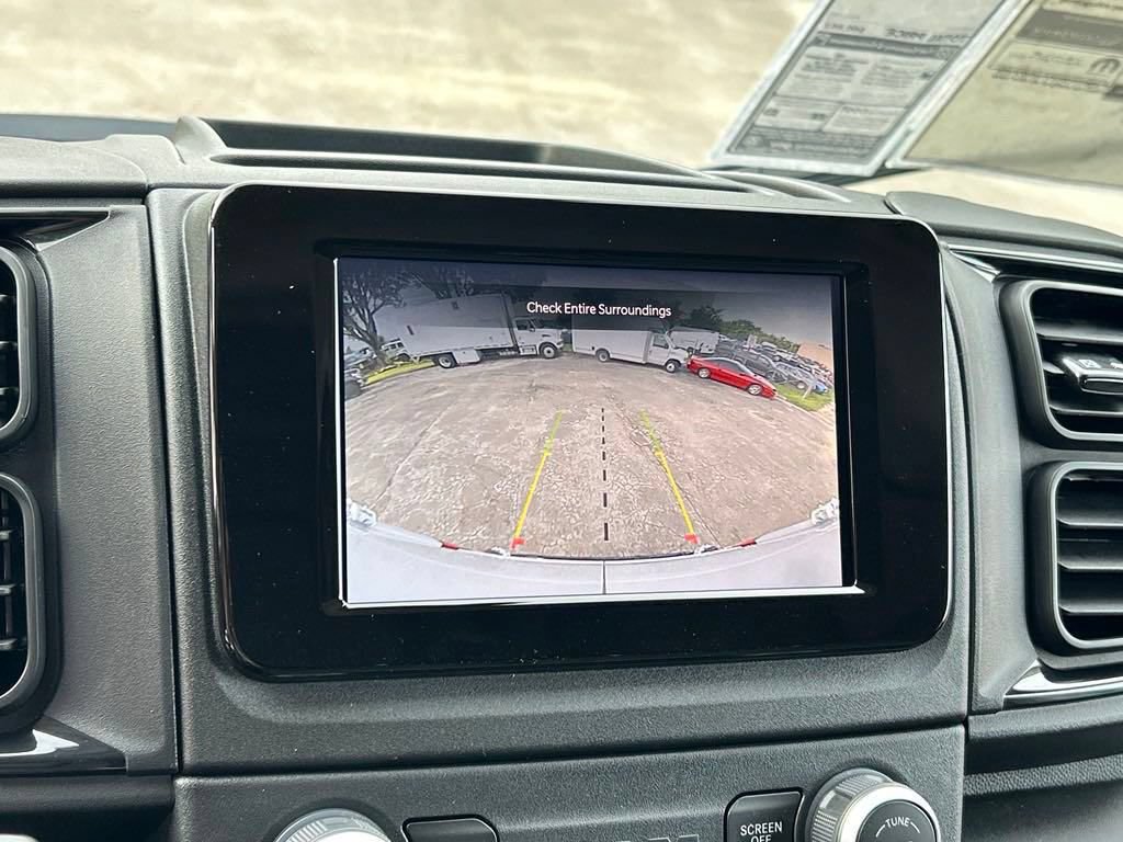 New 2024 RAM ProMaster 2500 w/ Upfitter's Prep Package FWD image 10