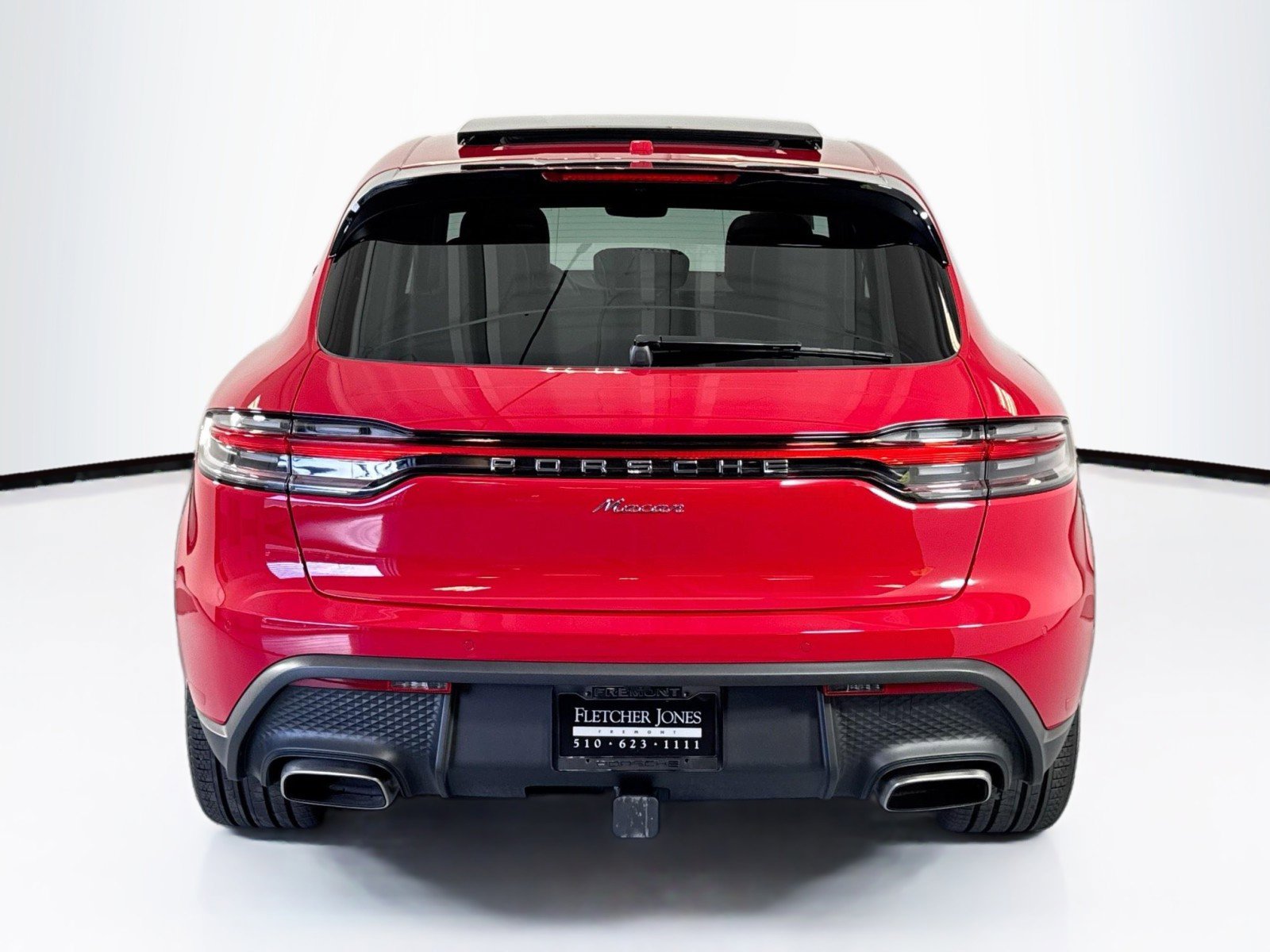 Used 2025 Porsche Macan w/ Premium Package Plus image 10