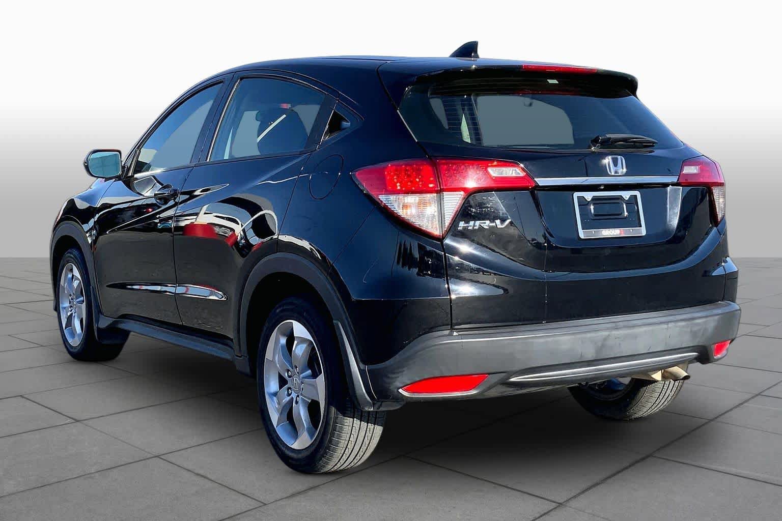 Used 2020 Honda HR-V LX image 12