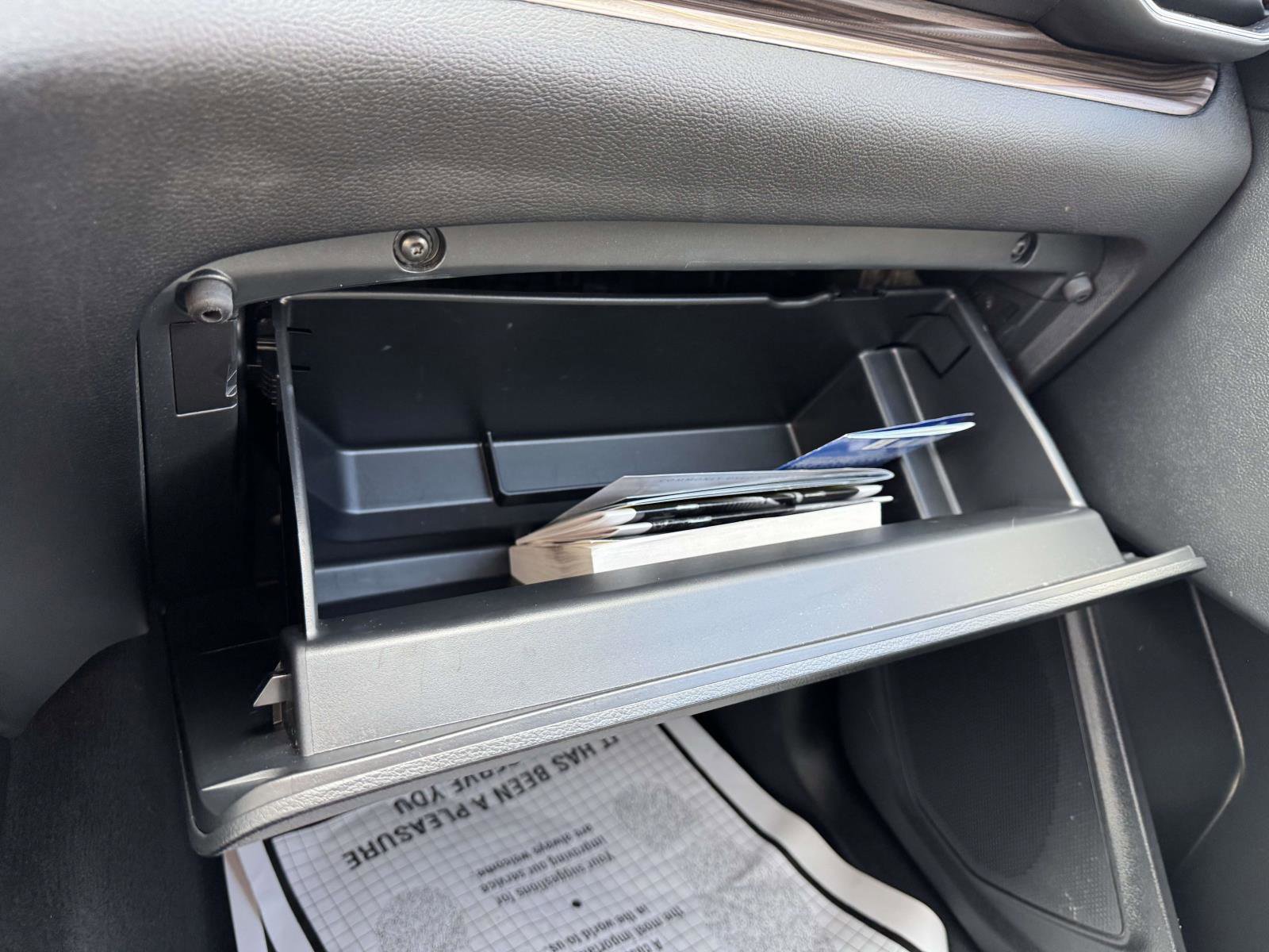 Used 2022 Ford Explorer Limited w/ Hybrid Equipment Group 310A image 33