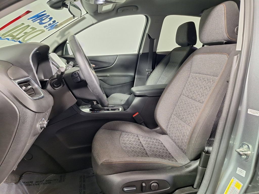 Used 2024 Chevrolet Equinox LT FWD image 13