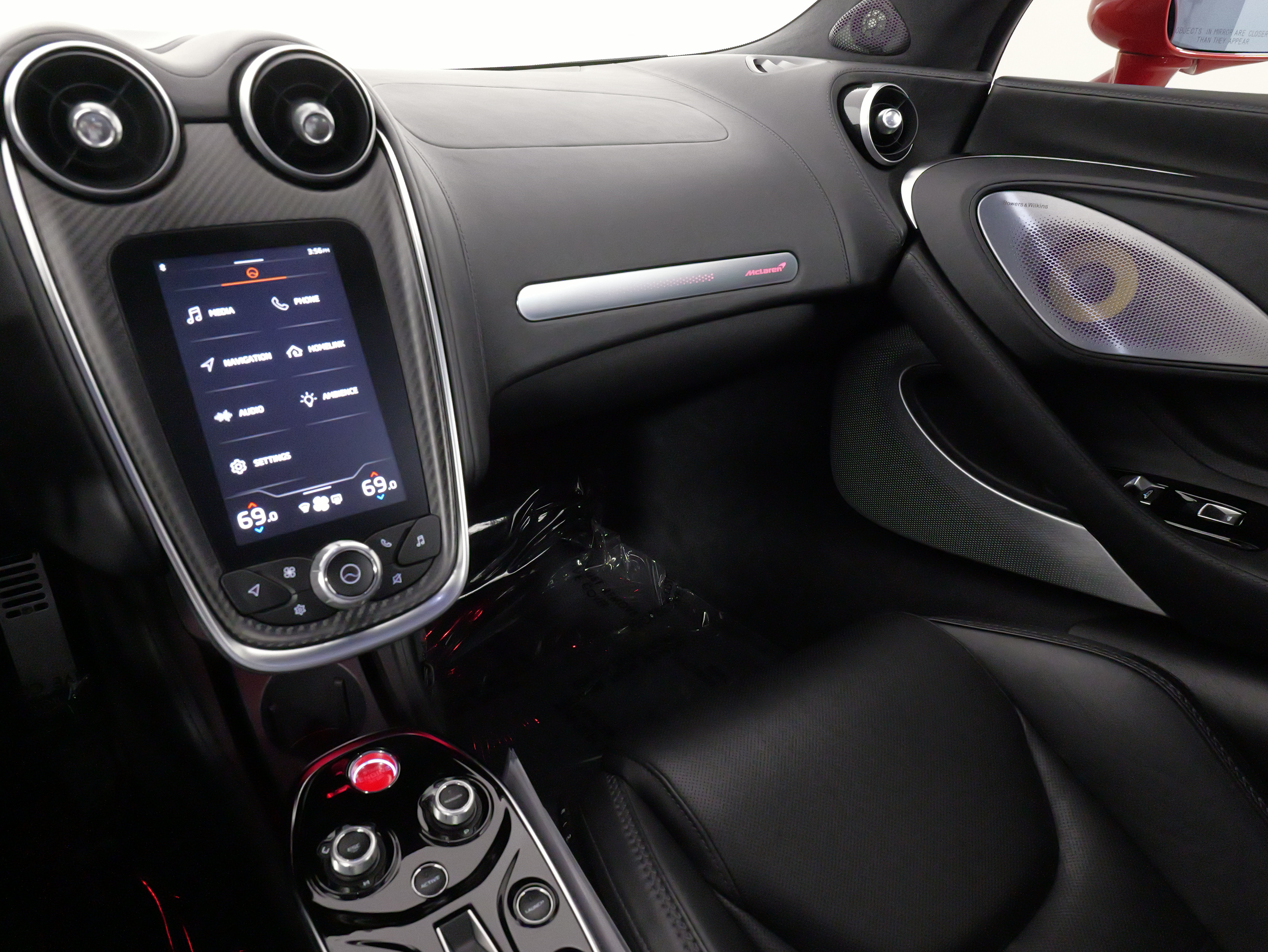 Used 2022 McLaren GT RWD image 47
