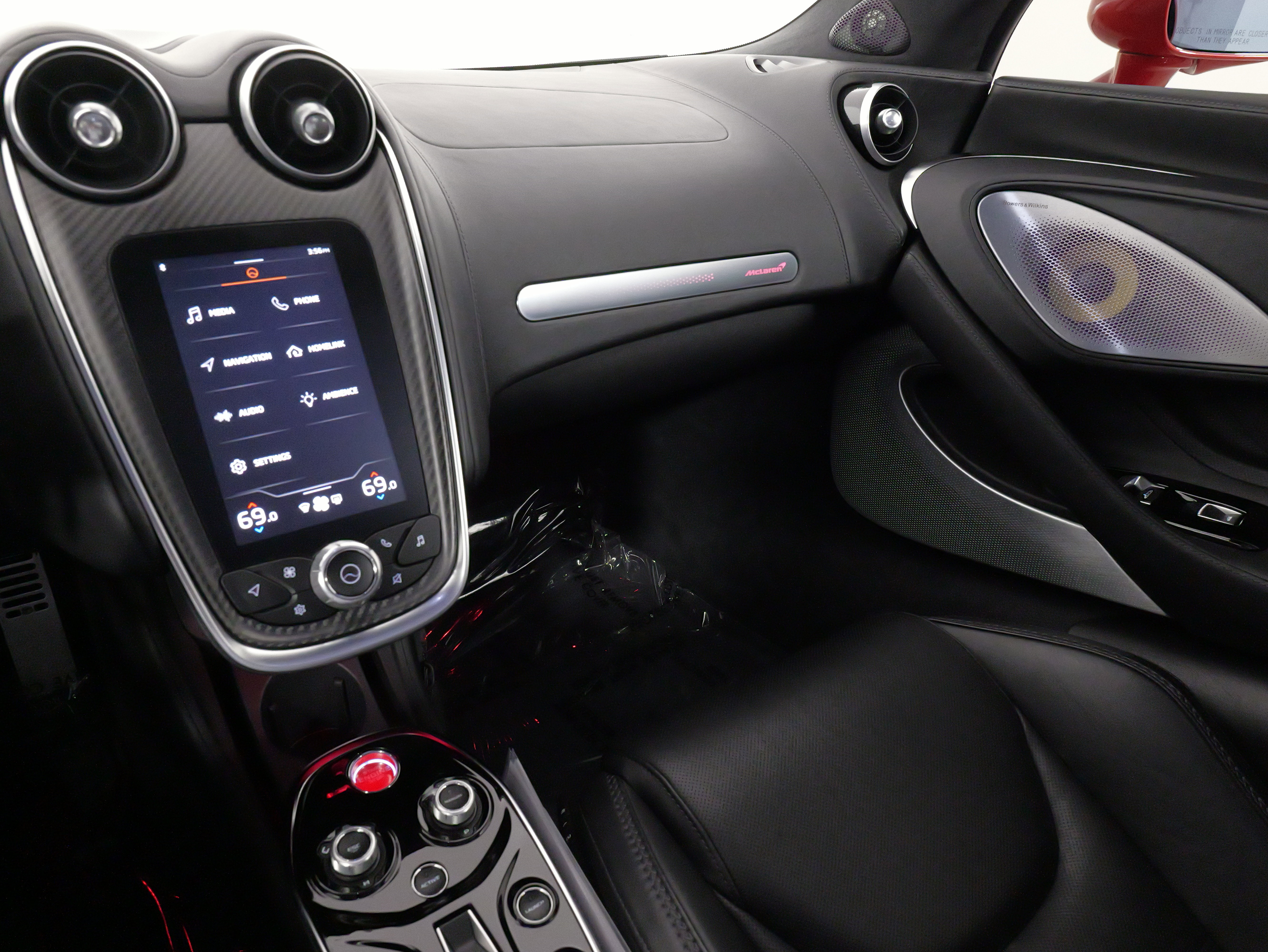 Used 2022 McLaren GT image 47