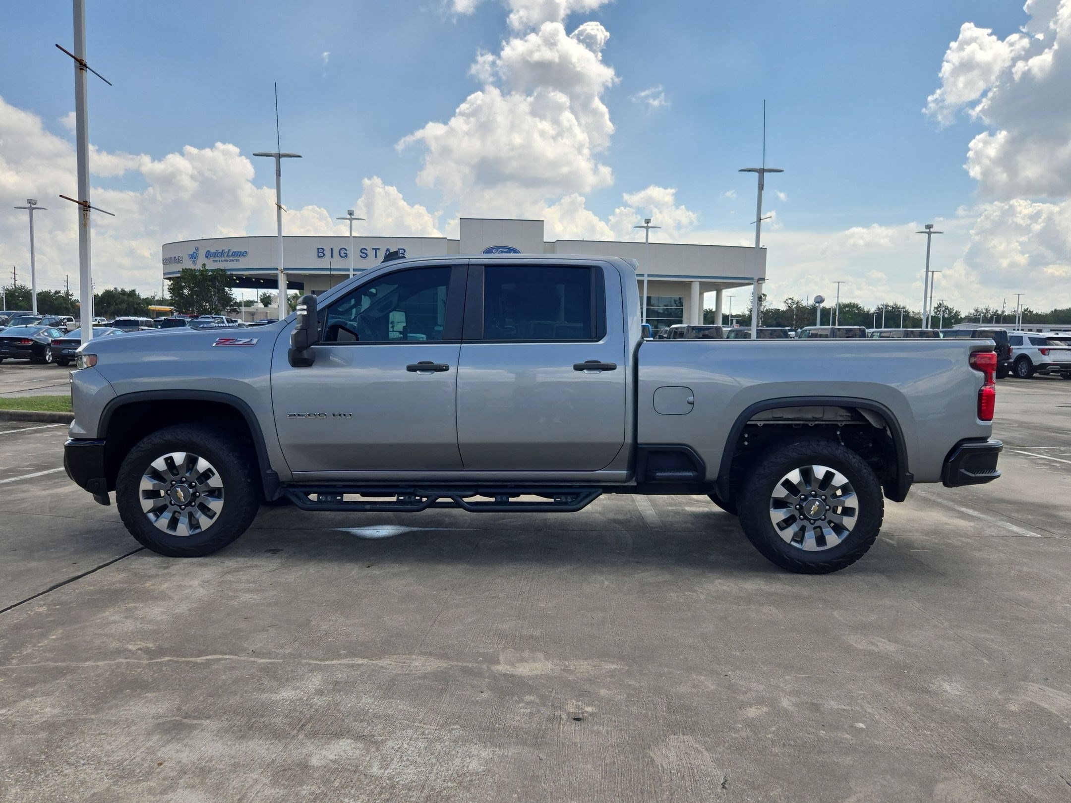 Used 2024 Chevrolet Silverado 2500 Custom w/ Custom Value Package AWD/4WD image 14