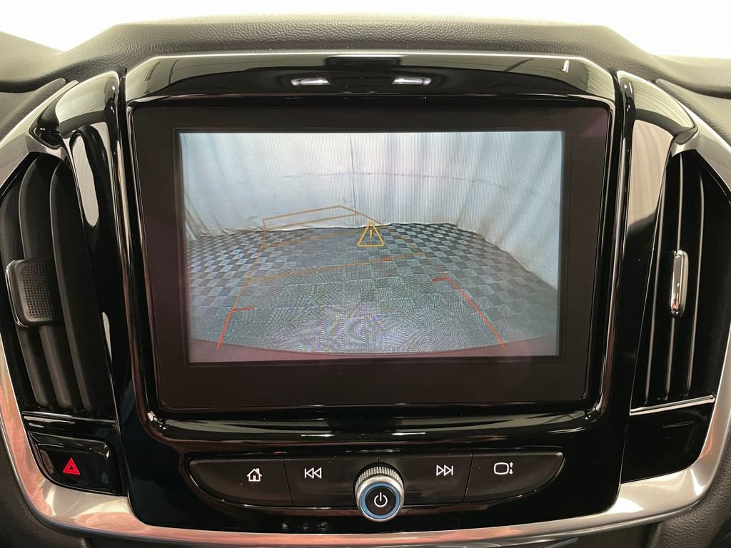 Certified 2019 Chevrolet Traverse LT image 3