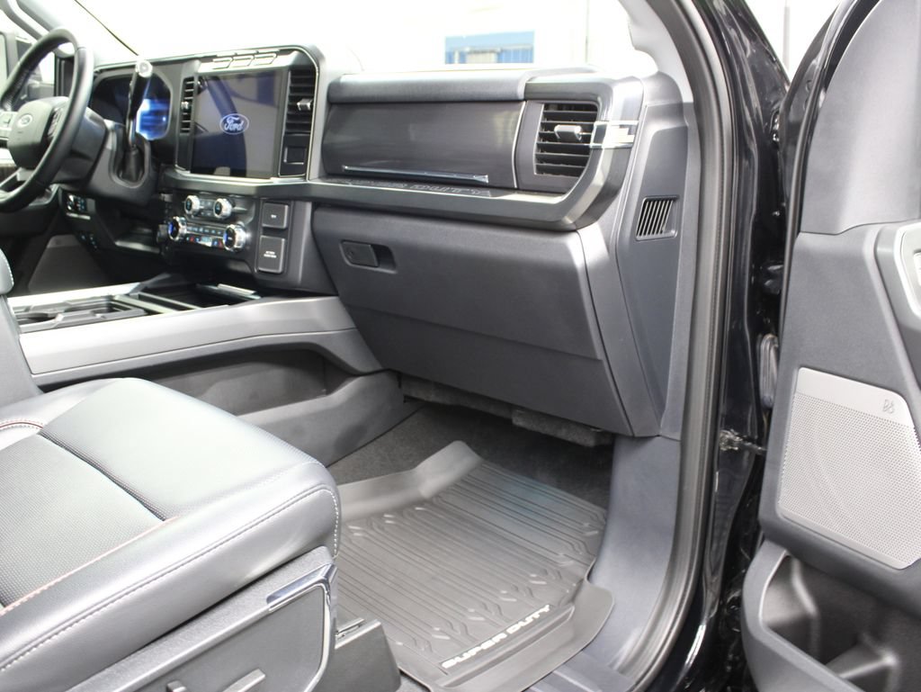 Used 2024 Ford F350 Lariat w/ FX4 Off-Road Package AWD/4WD image 40