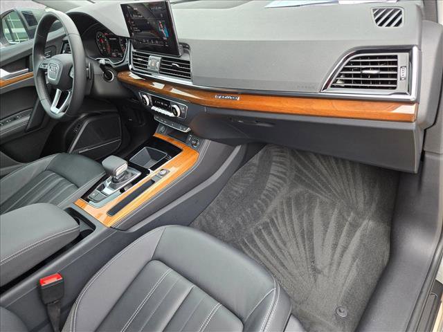 Used 2023 Audi Q5 2.0T Premium Plus w/ Premium Plus Package image 23