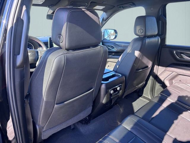 Used 2023 Chevrolet Suburban RST image 23