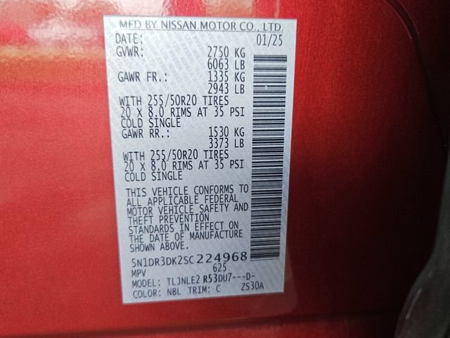 Used 2025 Nissan Pathfinder Platinum AWD/4WD image 16