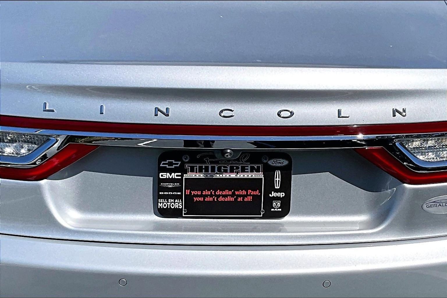 Used 2017 Lincoln Continental Reserve FWD image 24