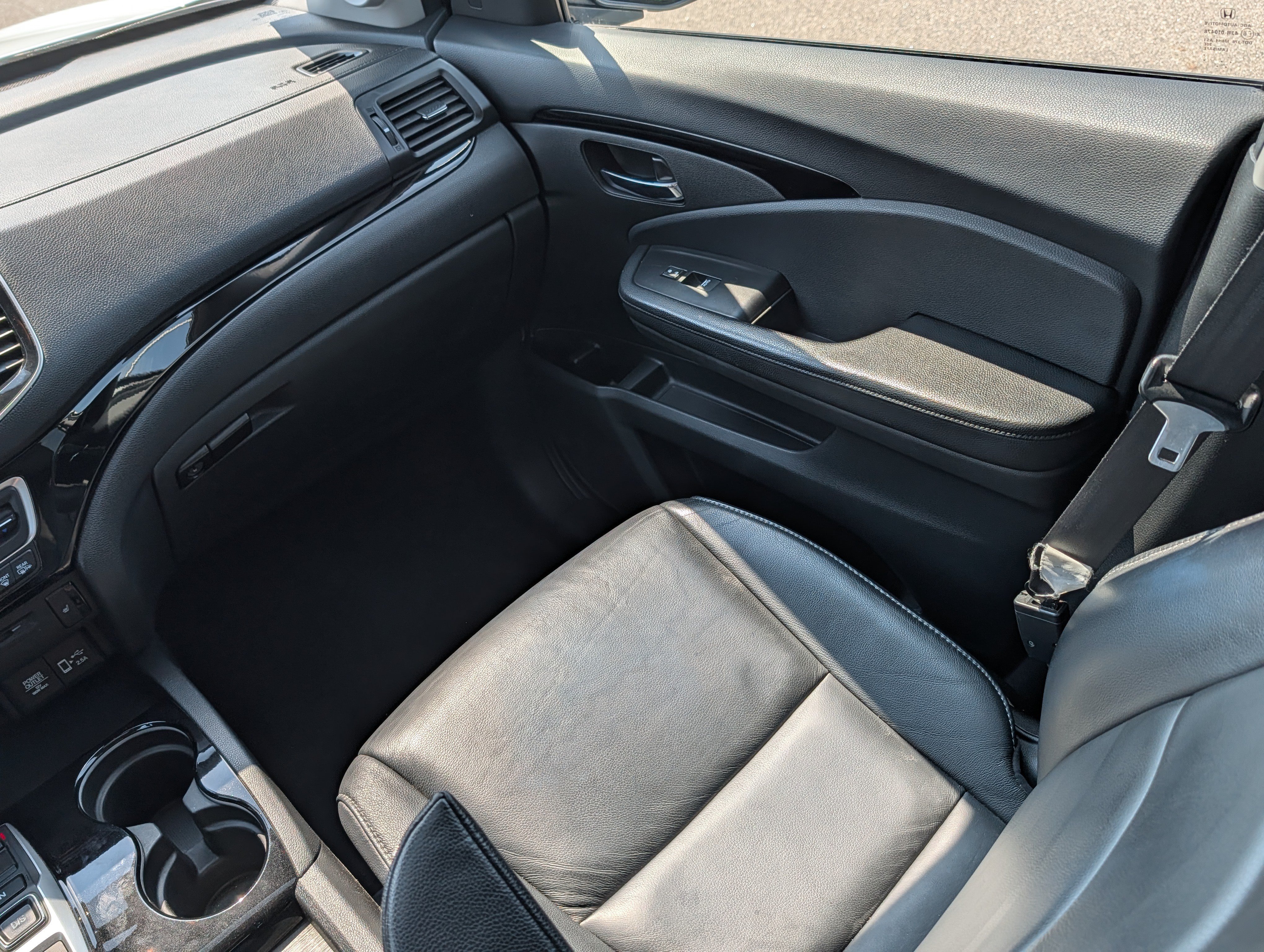 Used 2019 Honda Pilot Touring image 11
