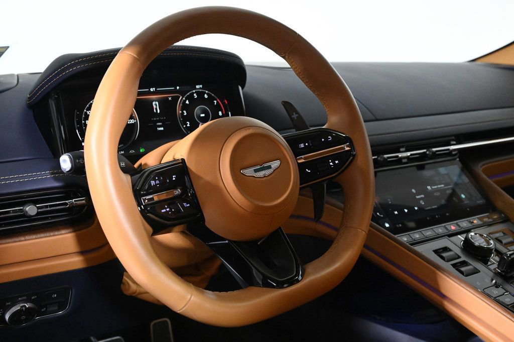 Used 2024 Aston Martin DB12 Coupe RWD image 13