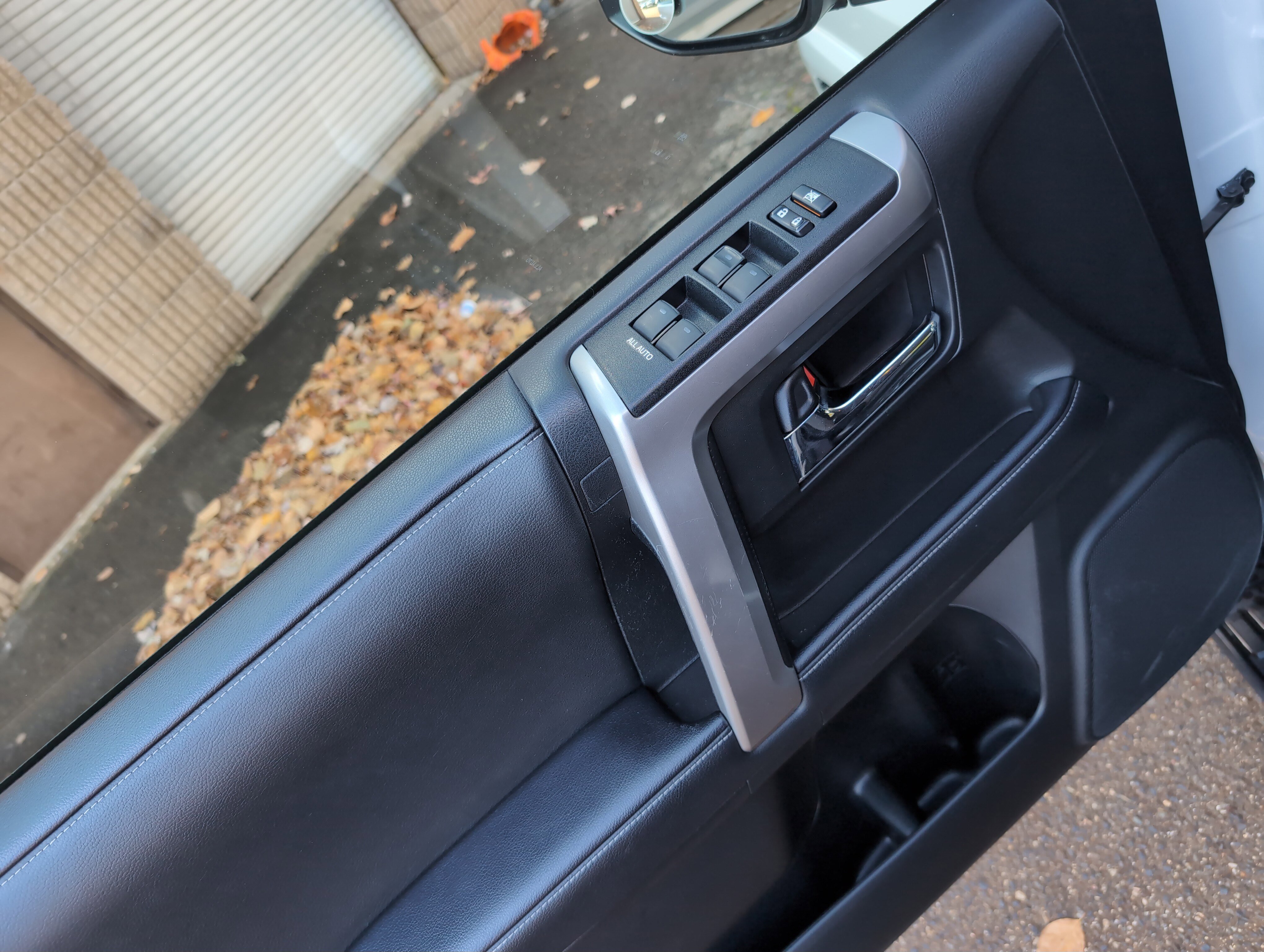 Certified 2020 Toyota 4Runner SR5 image 13