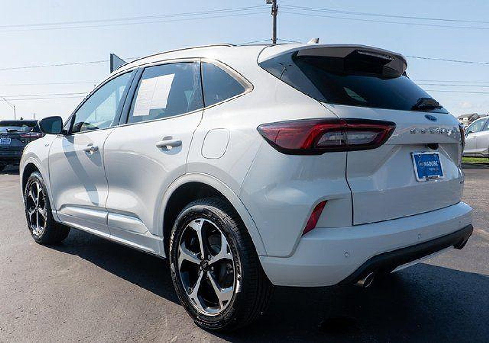 Used 2026 Ford Escape ST-Line Elite w/ Premium Technology Package AWD/4WD image 8