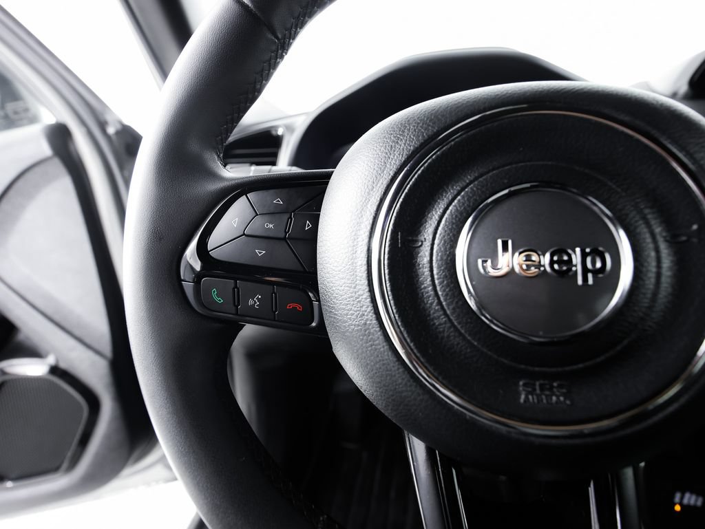 Used 2022 Jeep Renegade Altitude AWD/4WD image 29