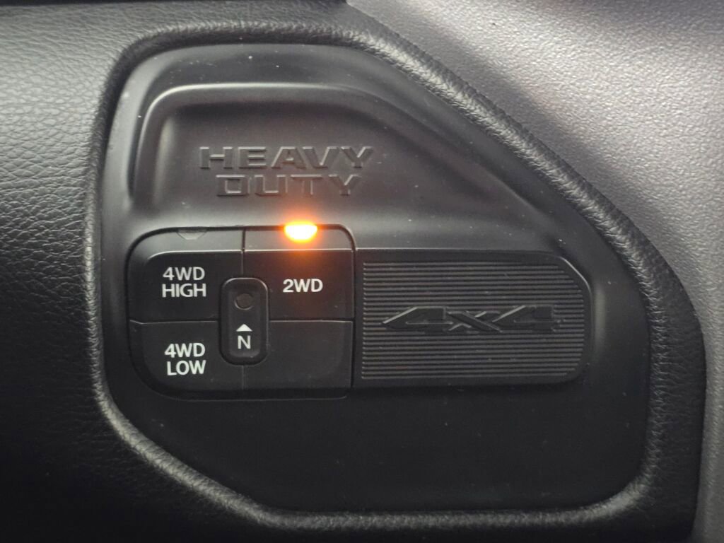 Used 2024 RAM 2500 Big Horn image 37