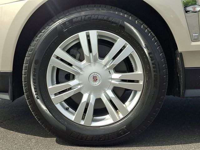 Used 2010 Cadillac SRX Luxury image 8