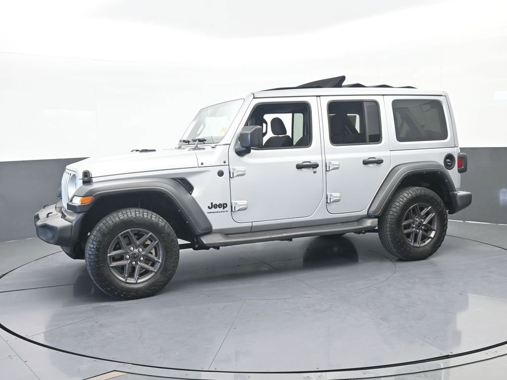 Used 2024 Jeep Wrangler Sport S AWD/4WD image 2