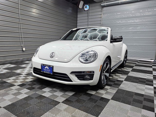 Used 2013 Volkswagen Beetle 2.0T FWD image 39