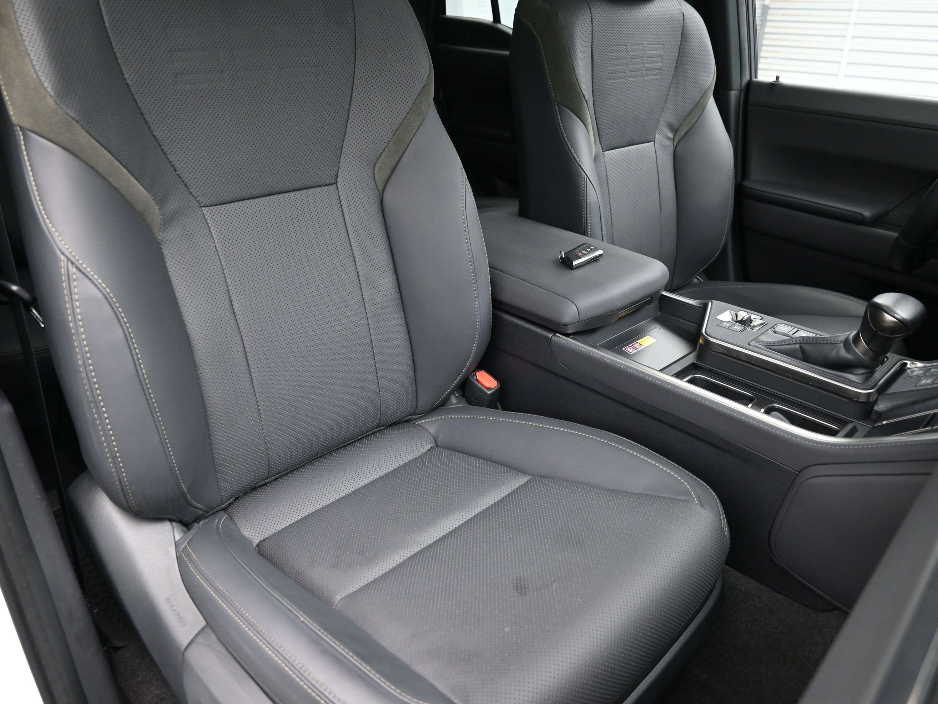 Used 2024 Lexus GX 550 GX 550 Overtrail+ image 39