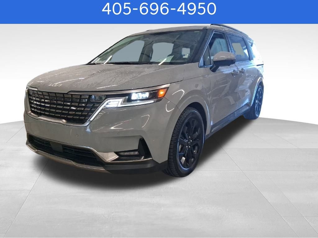 Used 2023 Kia Carnival SX Prestige image 1