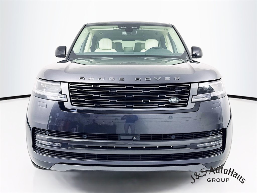 Used 2024 Land Rover Range Rover Long Wheelbase SE AWD/4WD image 2