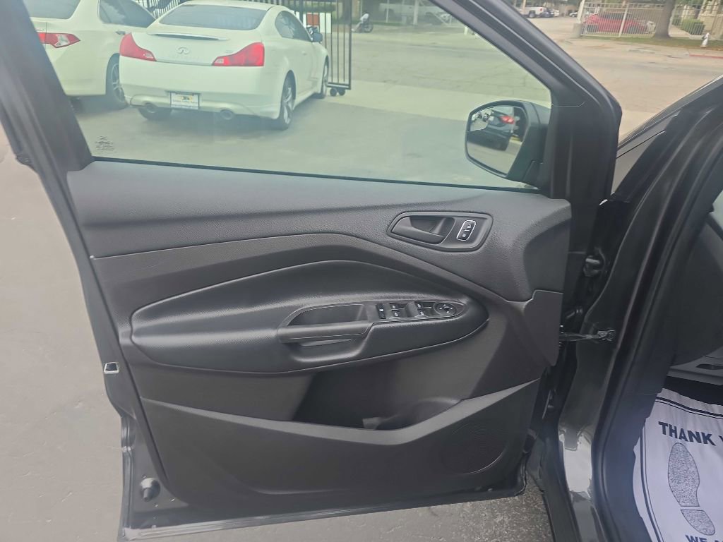 Used 2018 Ford Escape S FWD image 8
