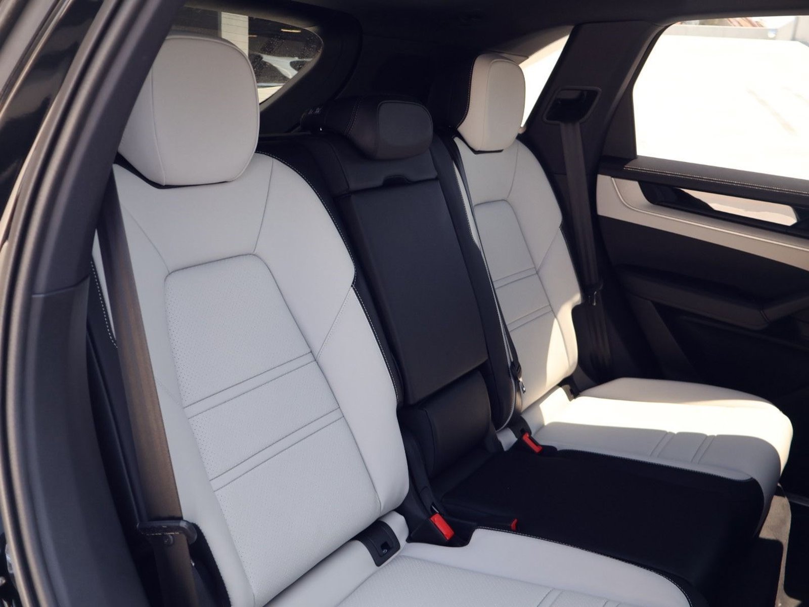New 2026 Porsche Cayenne AWD/4WD image 23