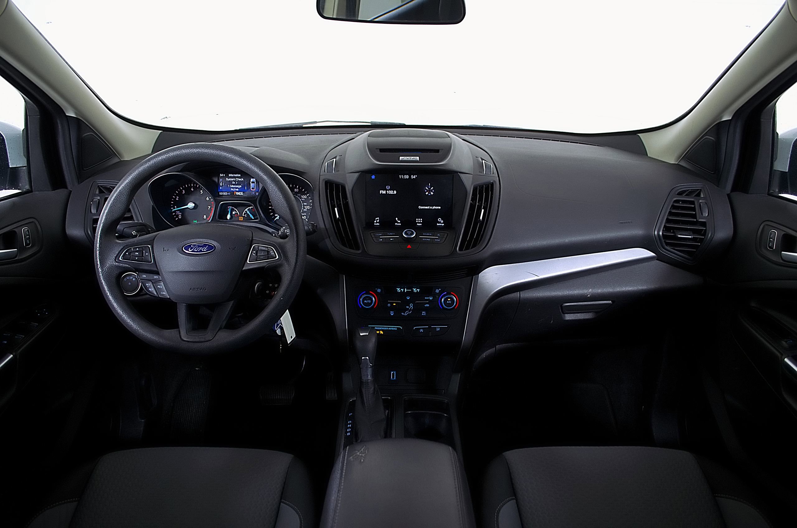 Used 2017 Ford Escape SE w/ Equipment Group 201A FWD image 25