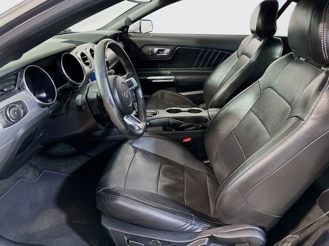 Used 2019 Ford Mustang Premium image 10